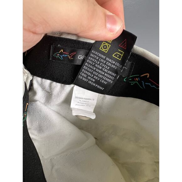 Men's Greg Norman off white Golf Shorts with pockets - Picture 6 of 11